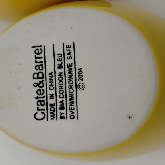 Crate & Barrel Egg Cups Easter Yellow Ceramic. - Picture 5 of 7
